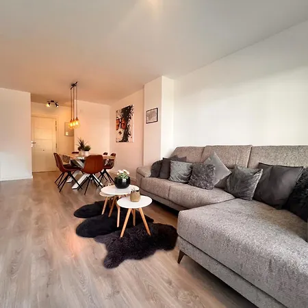 Apartamento Urb. Albatros Vii *